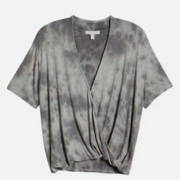 Chelsea 28 Wrap Front Top (1X) - Picture 1 of 3